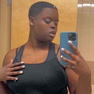 Meet your Posher, Marie